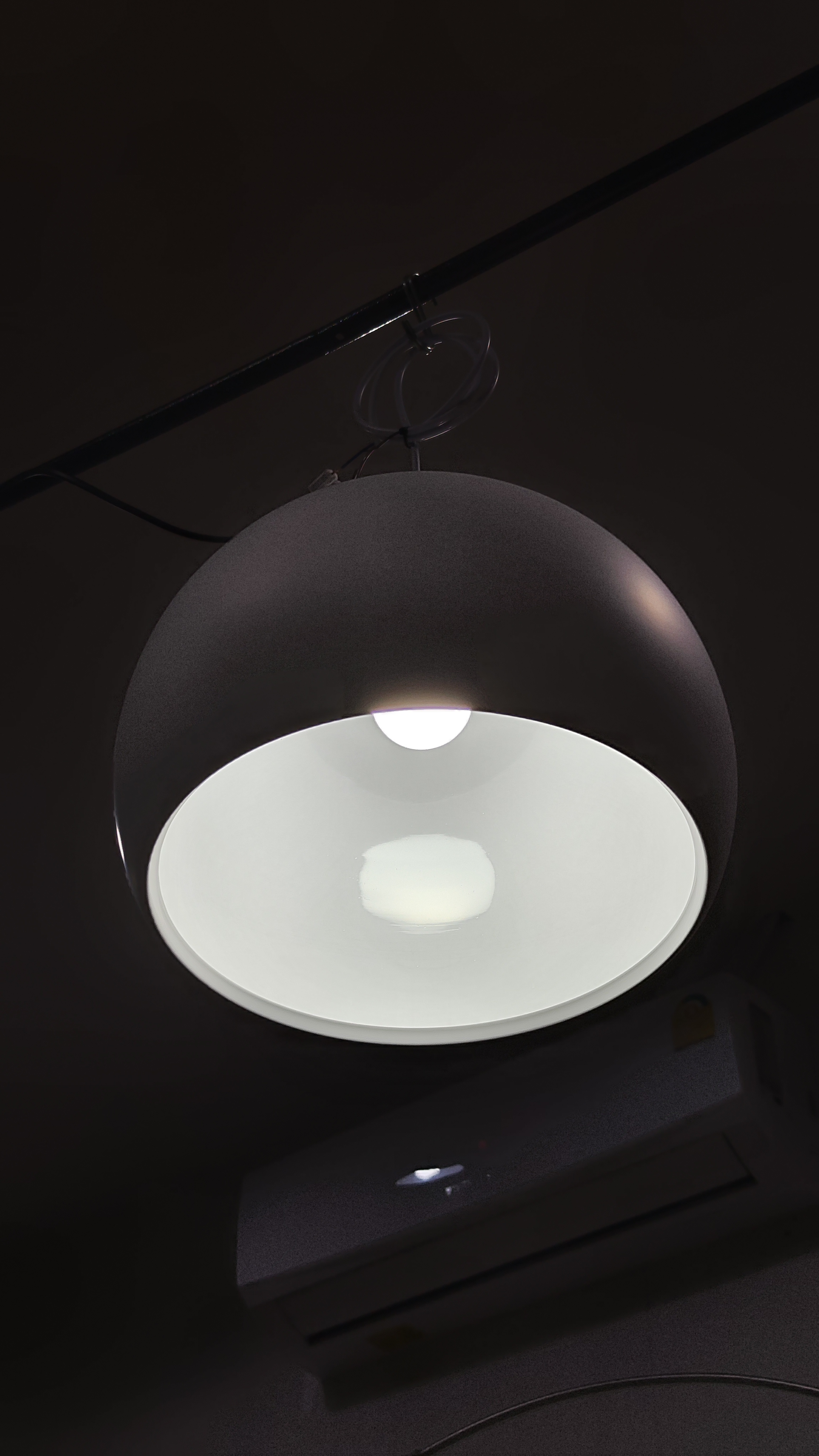 โคมห้อยเพดานกลม โมเดิร์น สีขาว 35cm [YS-1807]