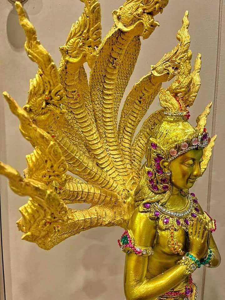 รูปหล่อ ท่านปู่ท่านย่า พญานาคราช ปางกายมนุษย์(คู่ชายหญิง)นาคปรก9เศียร เนื้อไฟเบอร์ (ขนาดใหญ่ตั้งบูชา สูง70ซม)