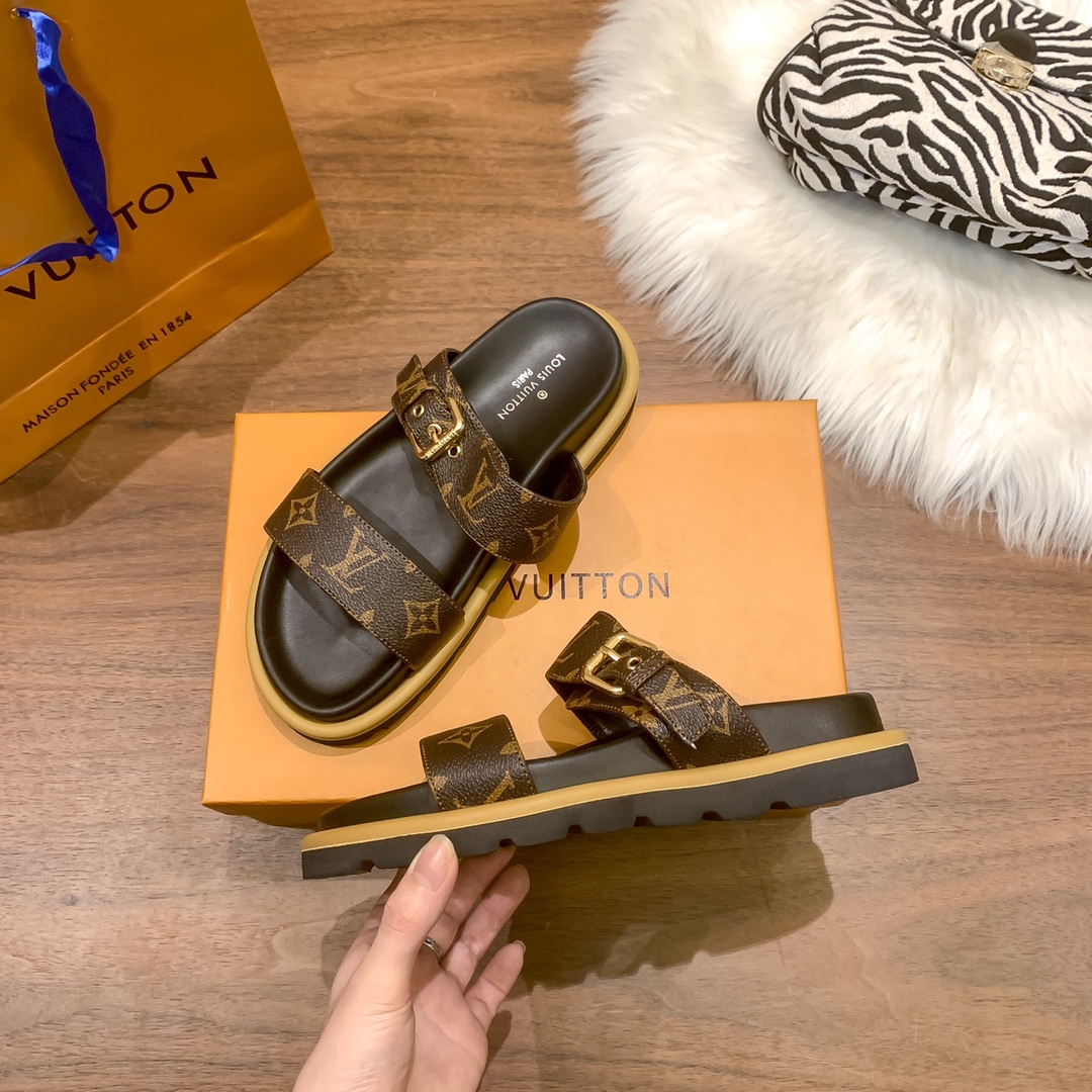รองเท้าแตะ lv monogram sandal 35-44 ใส่ได้ทั้งผู้หญิงผู้ชาย