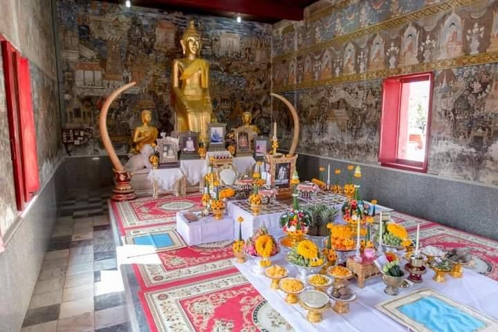 พระกริ่ง หลวงพ่อกวย ชุตินฺธโร (ฉายา "ชุ-ติน-ธะ-โร" ของ หลวงพ่อกวย แปลว่าผู้ทรงไว้ซึ่งความรุ่งเรือง ) รุ่นแรก เนื้อทองลำอู่+เนื้อชนวน (ชุดกรรมการ) ปี2565 #รับประกันแท้ - หลวงพ่อกวย วัดโฆสิตาราม