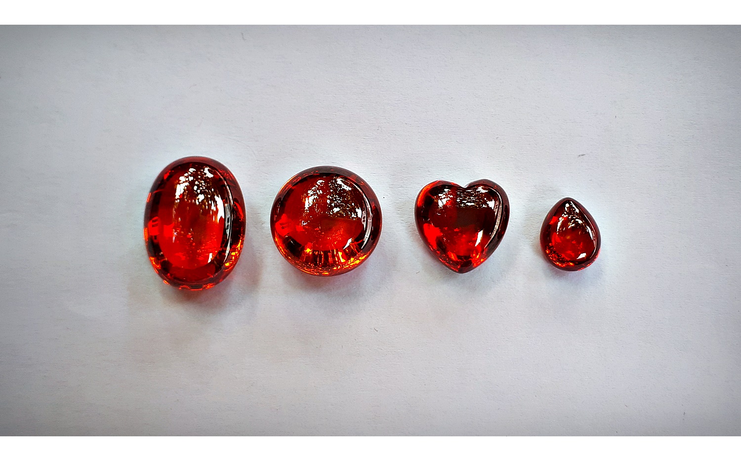 รวมแก้ว จิวเวอร์รี่ ต่างๆ