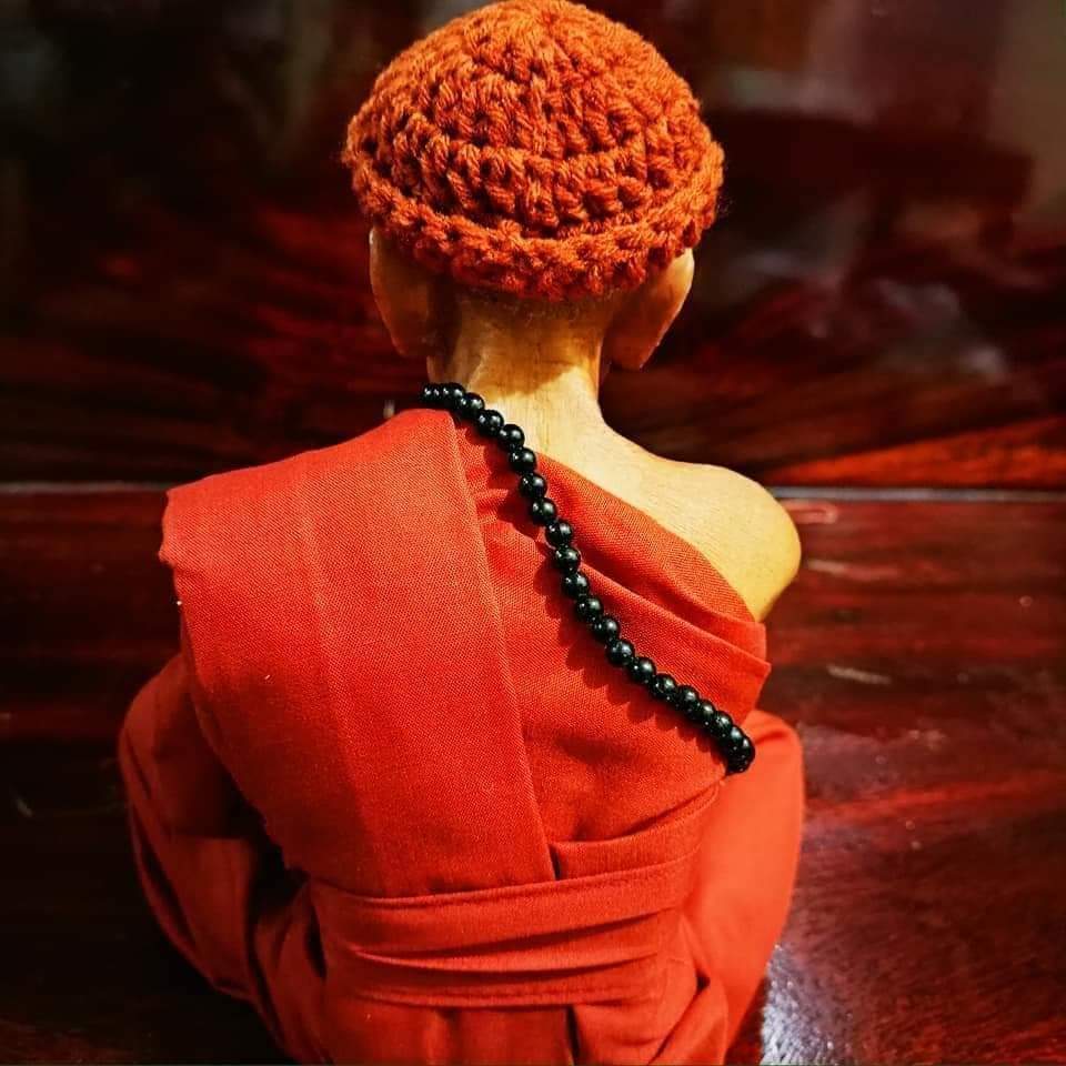 รูปหล่อ หลวงปู่หมุน วัดบ้านจาน ชี้ให้รวยทันใจ (ขนาดตั้งบูชา สูง9นิ้ว ฐาน7นิ้ว) ปี2562 #รับประกันแท้