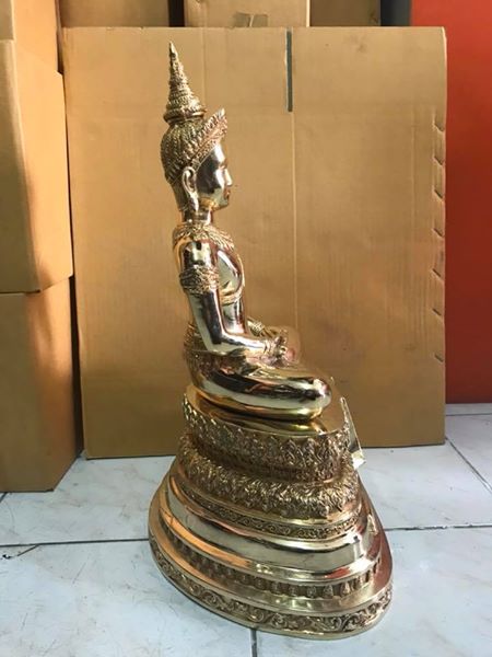 รูปหล่อ พระพุทธมหาธรรมราชา พระพุทธรูป เนื้อโลหะทองเหลือง