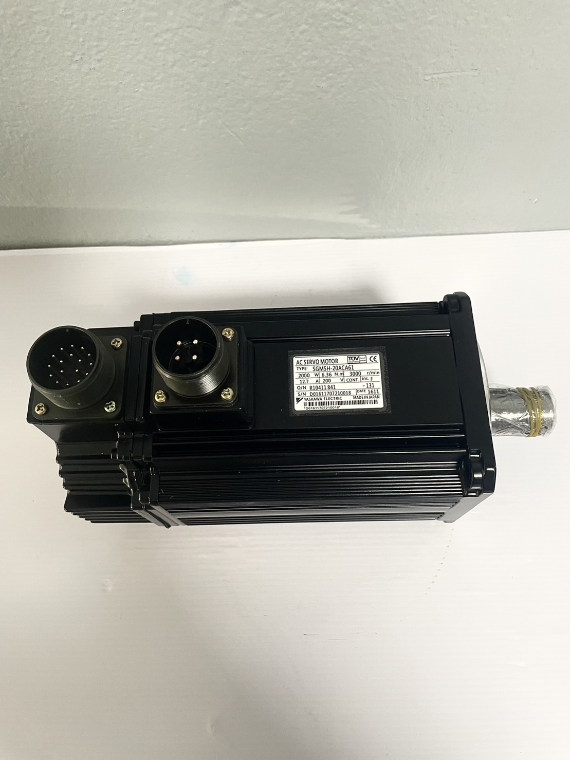 YASKAWA Servo Motor Model:SGMGH20ACA61 2Kw 200V