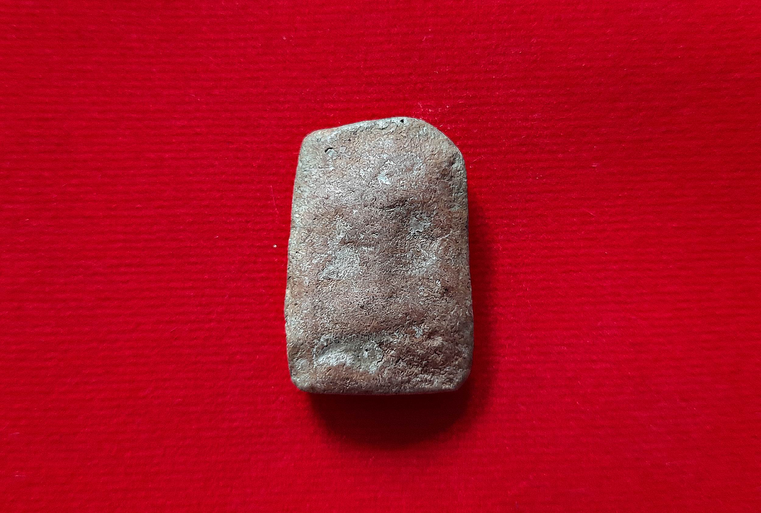 พระสมเด็จ (พระกรุโบราณ) วัดโพธิ์ บางปะอิน (กรุ สมเด็จโต) - พระกรุ ที่ หลวงปู่ เดินหน อิเกสาโร เคยแนะนำและบอกว่า สมเด็จโตปลุกเสก