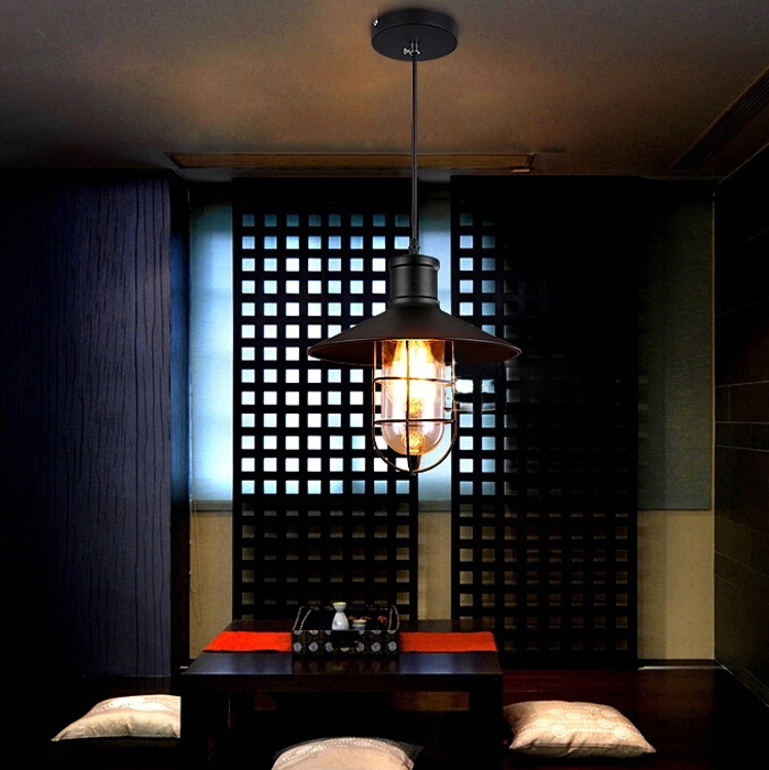 โคมไฟห้อยเพดาน Industrial Loft สีดำ เหล็กดัดครอบแก้ว