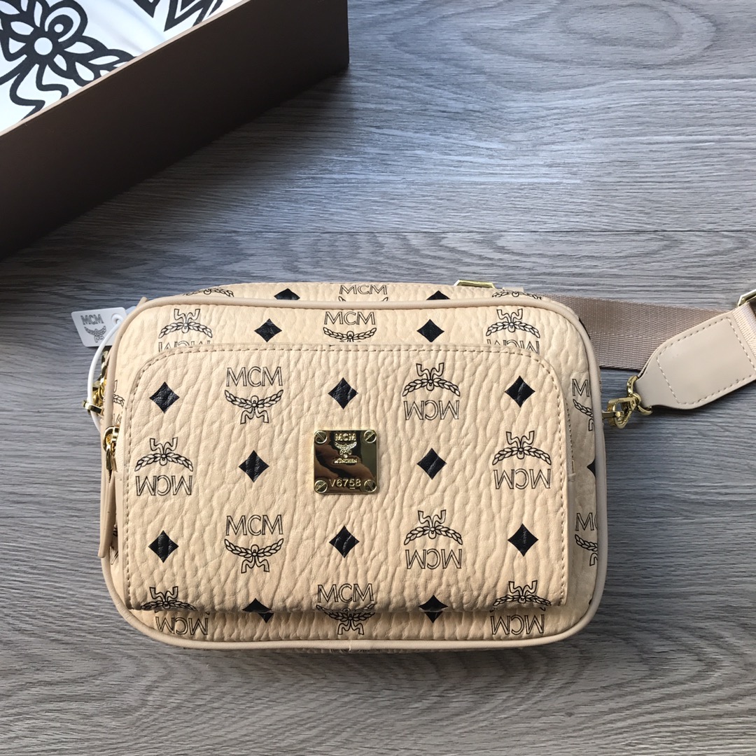 กระเป๋า mcm cross-body bag 8 นิ้วสะพายข้าง