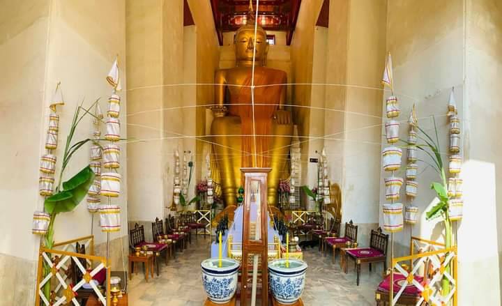 รูปหล่อ พระนเรศวร ทรงช้าง ออกศึก เนื้อทองเหลือง ปี2563