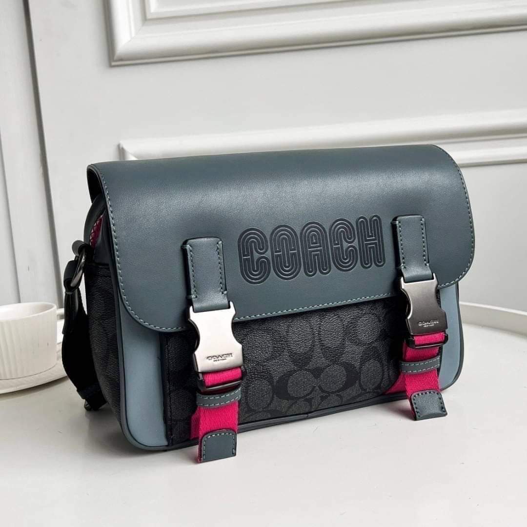 Coach TRACK CROSSBODY IN COLORBLOCK (แอดไลน์ก่อนสั่งซื้อ)