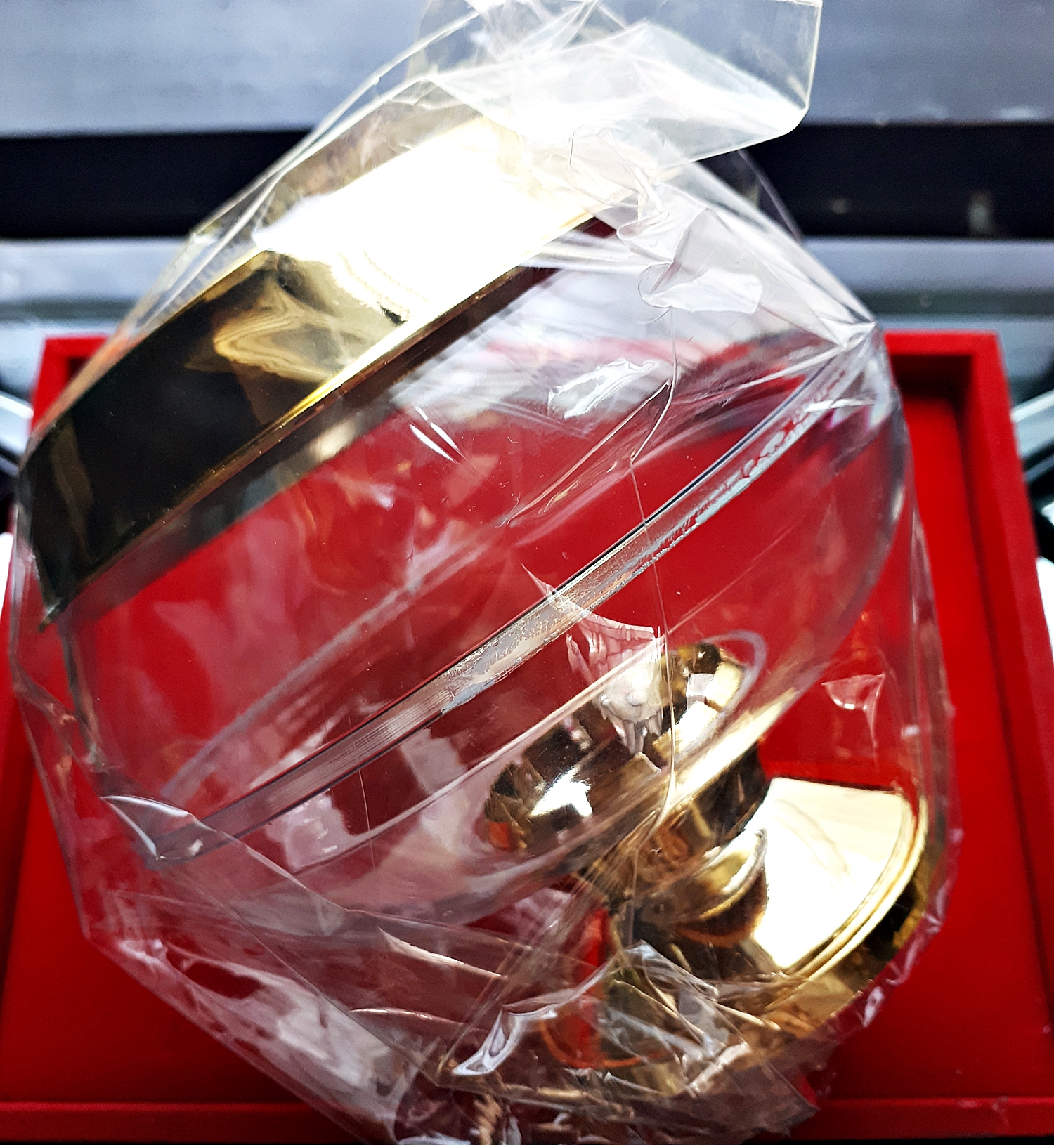 บาตร มหาเศรษฐีเงินล้าน (ฉลอง อายุ 60ปี) #รับประกันแท้ - หลวงพ่อเล็ก วัดท่าขนุน