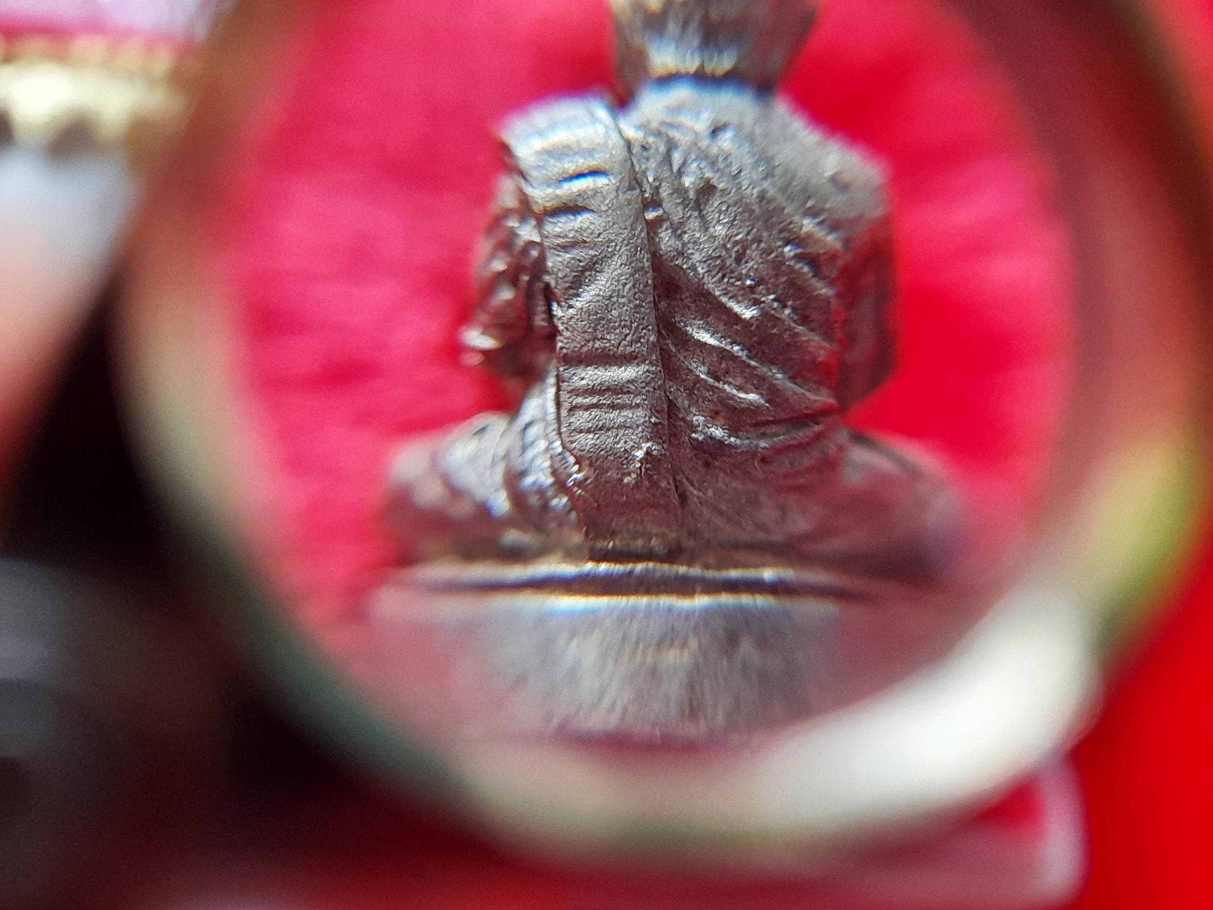 พระพุทธชินราช หลัง รูปเหมือน หลวงพ่อยงยุทธ ออกธุดงค์ ปิดทองเดิม เนื้องผง(เส้นผมเกศา พลอยเสก) + รูปหล่อ เต็มองค์ เนื้อโลหะ (ชุดกฐิน) ปี2537 #รับประกันแท้และทัน - หลวงพ่อยงยุทธ วัดเขาไม้แดง จ.ชลบุรี