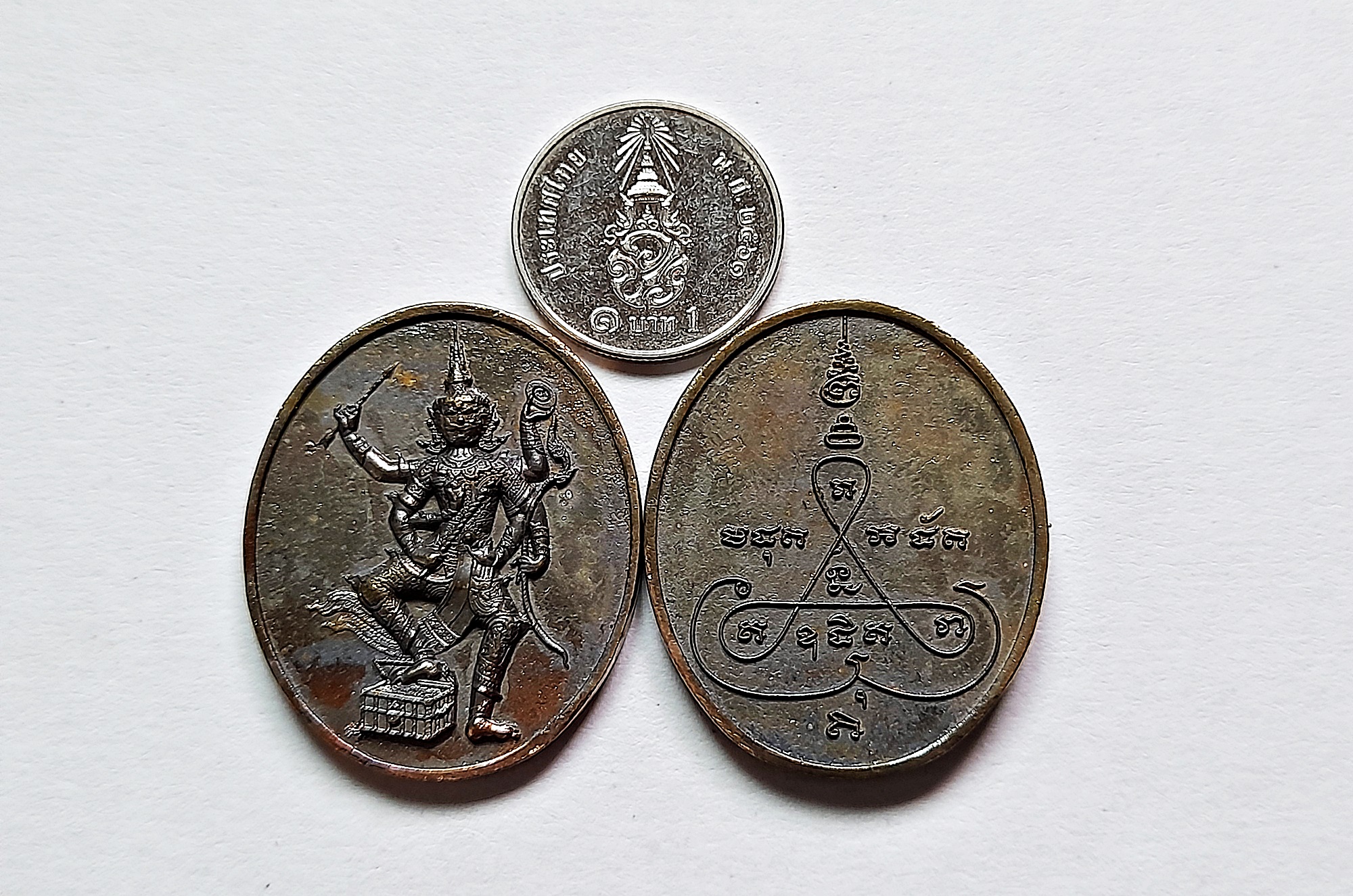 เหรียญ ท้าวเวสสุวรรณ 6กร เนื้อนวะโลหะ ปี2564 (หล่อโบราณ) #รับประกันแท้