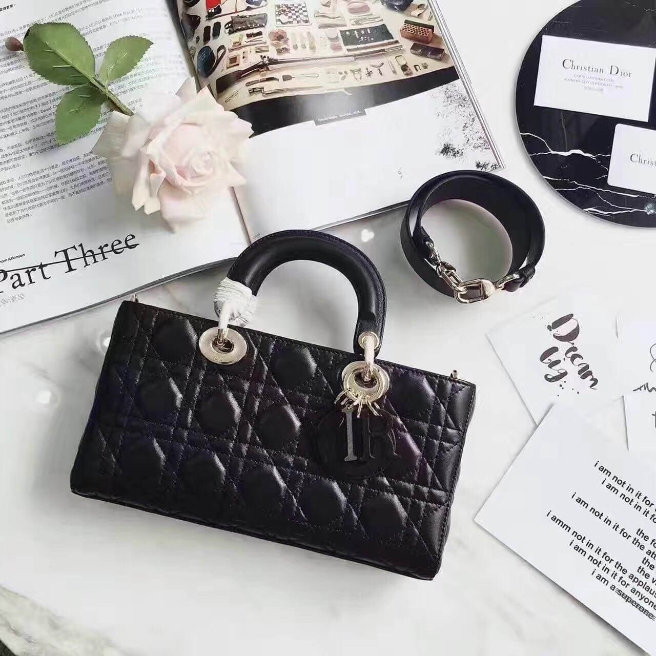 กระเป๋า dio lady lamb skin 10 นิ้ว รุ่นใหม่ สีดำ