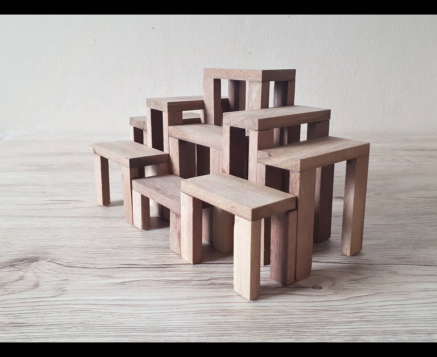 โต๊ะหมู่บูชา ไม้ประดู่ (สำหรับวางพระขนาดเล็ก)