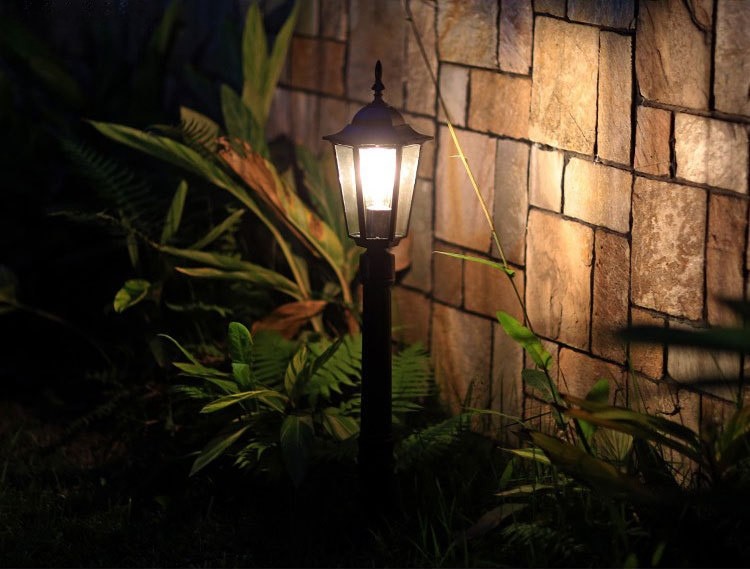 โคมไฟสนาม-เสาไฟสนามสไตล์ยุโรปคลาสสิกโป๊ะโคมทรงหกเหลี่ยมกระจกใสความสูง 80CM [OL-80]