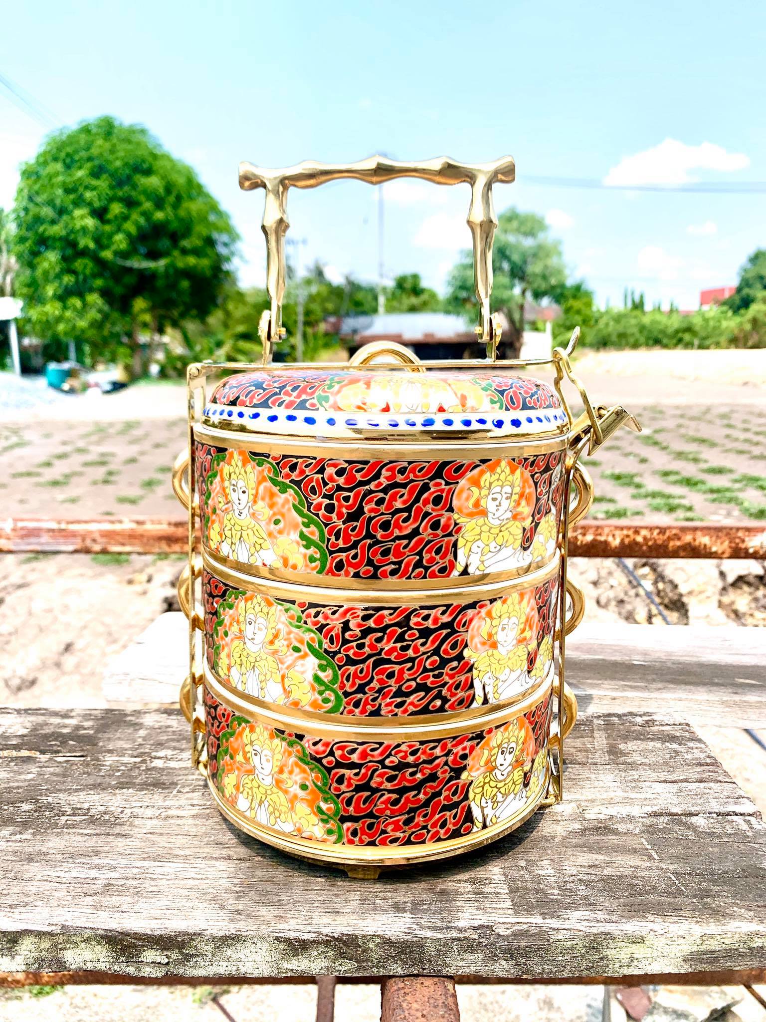 ปิ่นโต ลายเทพพนม