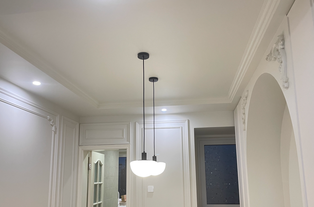 โคมไฟแขวนเพดานแก้วสีขาวด้านสไตล์ Italian ทรงครึ่งวงกลมกว้าง 35 CM [NE-9600]