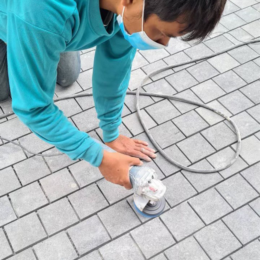 cobble stone หินแกรนิตขาวไข่มุก White Pearl Granite พื้นผิว พ่นไฟปั่นแปรง