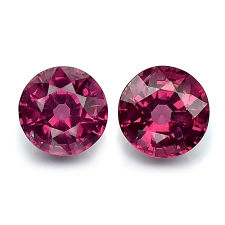 Untreated Rhodolite พลอยโรโดไลท์ ธรรมชาติ 100% ไม่ผ่านการอบ รูปไข่คู่ น้ำหนัก 3.11 กะรัต สีชมพูอมม่วง