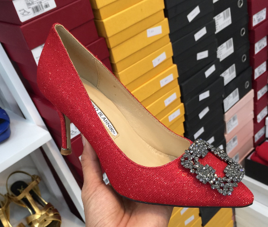 พร้อมส่ง รองเท้า mb ยอดฮิต ใส่ออกงาน งานแต่ง แบบดาราเซเลบทุกคนต้องมี สอบถามไซส์ได้ค่ะสต็อคของเปลี่ยนตลอด