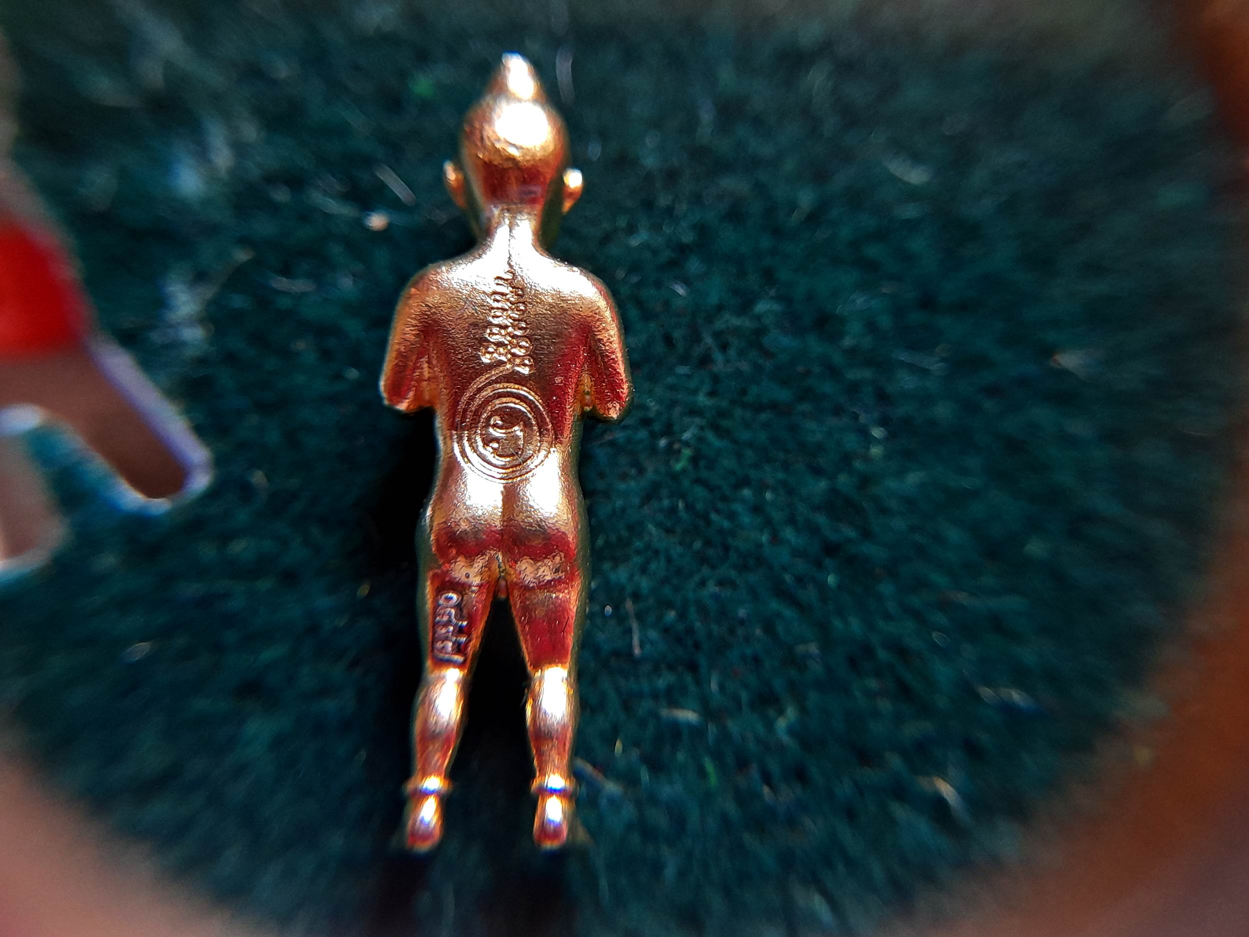 กุมาร หนูนุ้ย (ขนาดพกพา มีกำไลที่ข้อมือ) พิธีใหญ่ รุ่นแรก วัดโมคลาน จ.นครศรีธรรมราช ปี2565 เนื้อโลหะบรอนซ์ ชุบทอง งานระดับจิ้วเวอรืรี่ #รับประกันแท้ - (แถมของพิเศษเสกในพิธี ลูกปัดมหาเสน่ห์+ดอกบานไม่รู้โรย)