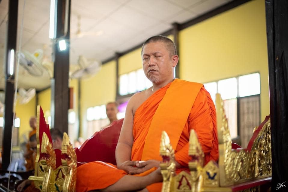 เทียน ปฐมกัปป์คำ (ยาว10.5นิ้ว) (จุดภาวนา ยกหนุนเสริมกลับพลิกชะตาพลิกฟื้น สะเดาะห์เคราะห์) (เสาร์๕ ปี2564) #รับประกันแท้