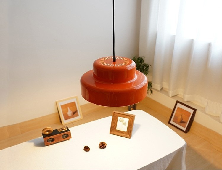 โคมไฟแขวนเพดานสีส้มสไตล์โมเดิร์นปากโคมทรงกลมกว้าง 35CM มีรูกระจายแสงด้านบน [VOG-7065]