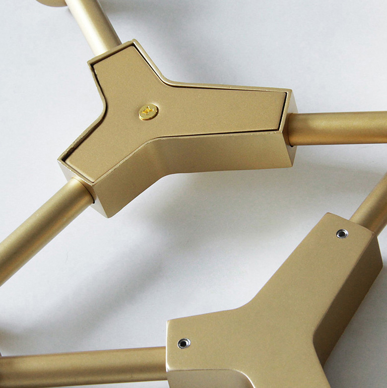 โคมไฟแขวนเพดานโครงเหล็กสีทองโป๊ะโคมสีขาวขุ่นทรงกลม [XBMD02]