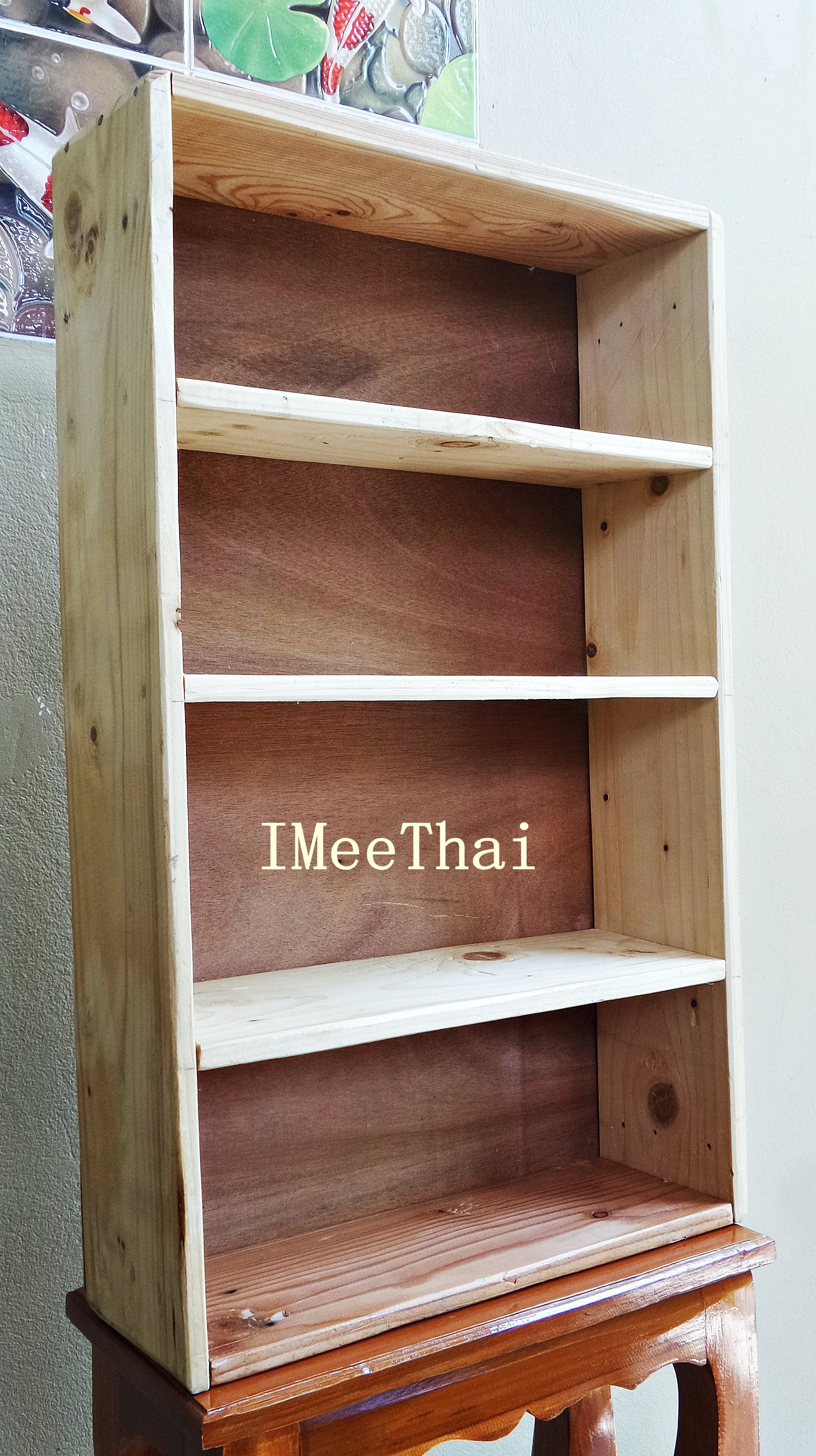 ชั้นตู้ไม้สน 4 ชั้น 23 นิ้ว ( วางพระบูชา / วางวัตถุมงคล / วางโมเดล / วางสิ่งของต่างๆ )