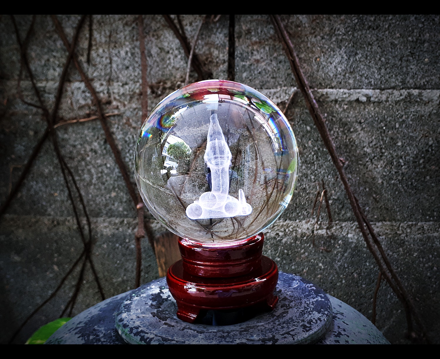 ลูกแก้ว ลาย พญานาค 3มิติ ขนาด 10ซม (4นิ้ว) 15ซม (6นิ้ว) และ 20ซม (8นิ้ว) พร้อมฐานตั้งรองไม้ หมุนรอบด้านได้