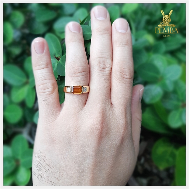 แหวนบุษราคัมแท้ ทรงสี่เหลี่ยม ดีไซน์เรียบๆ ดูดีมีสไตล์(สินค้าสั่งทำสอบถามราคาค่ะ)