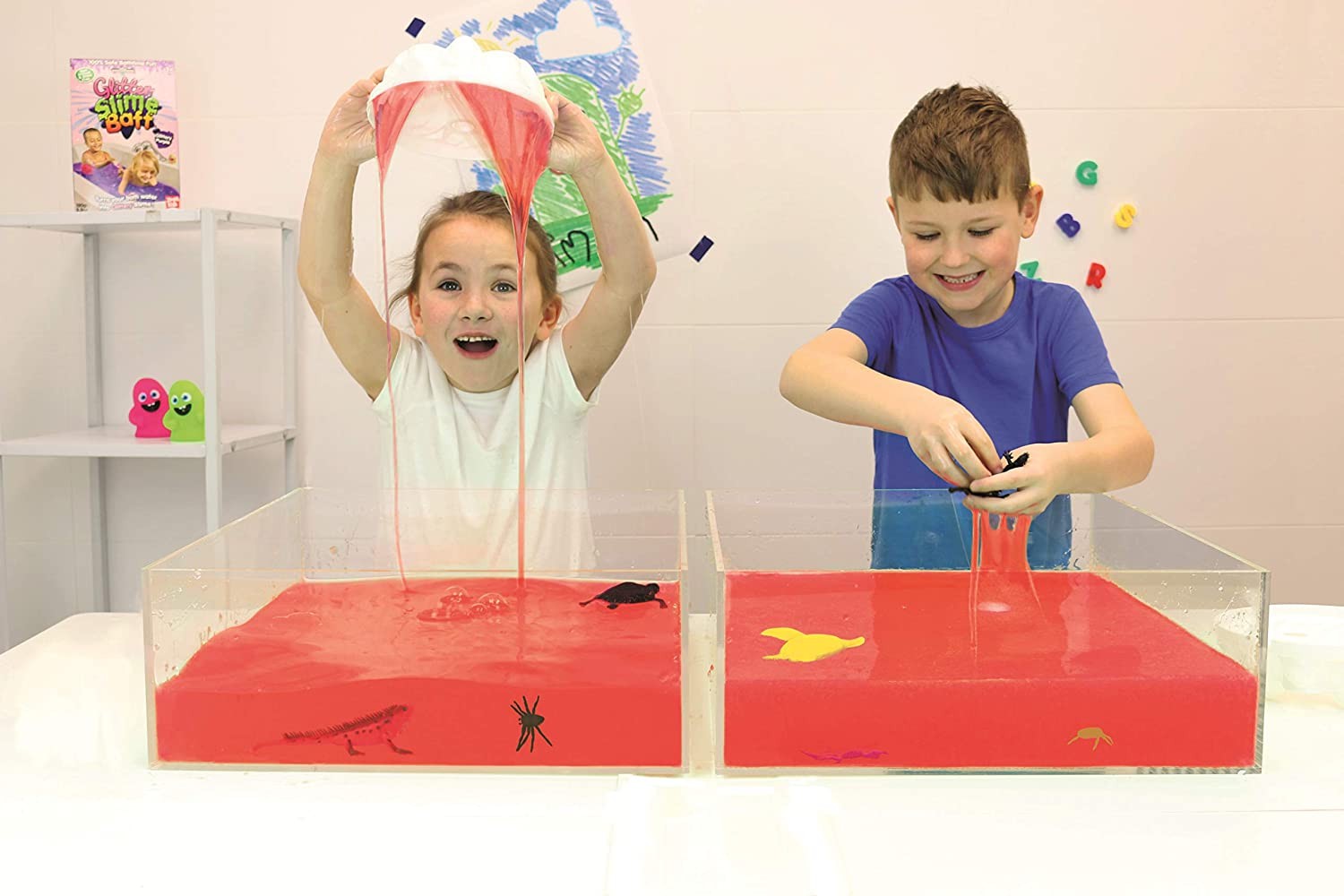 ผงสไลม์แสนสนุกสำหรับเด็ก Zimpli Kids Slime Baff (Oozy Red)