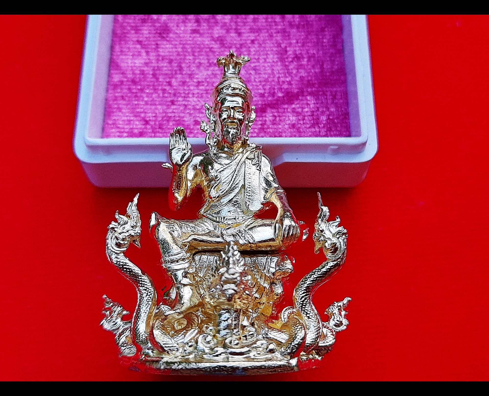 รูปหล่อ พ่อปู่ฤาษี พญานาค(ครูอาจารย์ของเหล่าสายพญานาค) เนื้อชุบทอง(ขนาดเล็กพกพา) ปี2564 - (เข้าพิธีบวงสรวงแล้ว) #รับประกันแท้