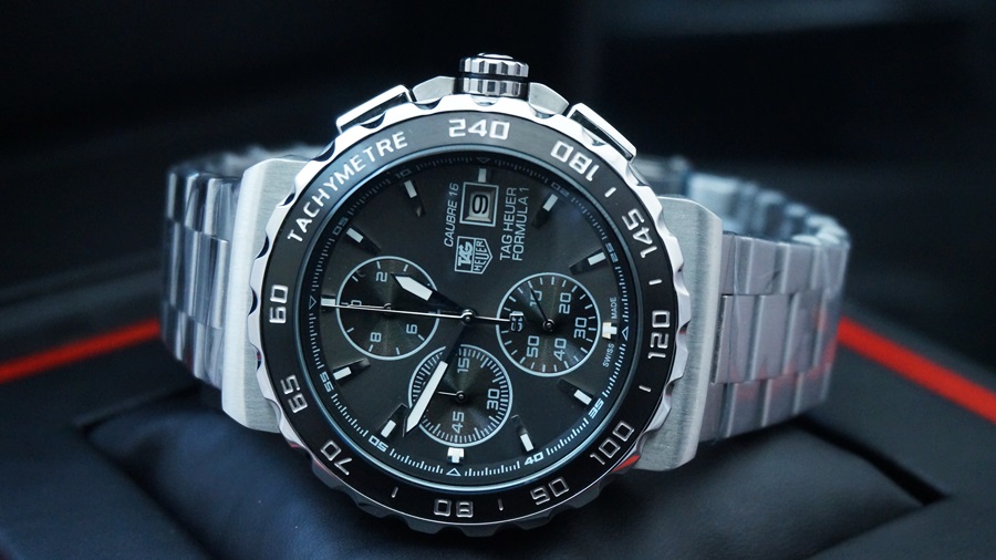 นาฬิกา TAG Heuer Formula 1 Chonograph ขอบดำปนขาว งานเนียนบอดี้สวิส สวยขั้นเทพ