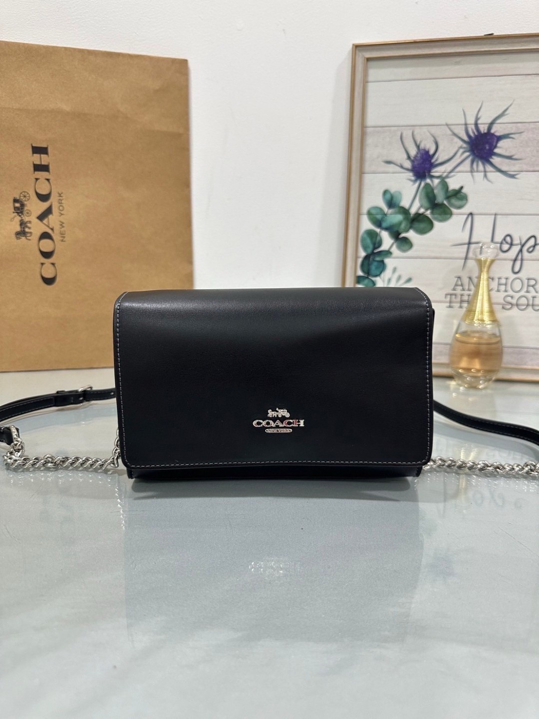Coach Flap Clutch Crossbody (แอดไลน์ก่อนสั่งซื้อ)