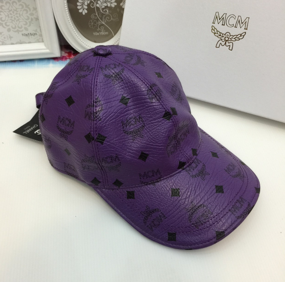 หมวก mcm cap hiend หลายแบบ สอบถามได้ค่ะสต็อคเปลี่ยนตลอด