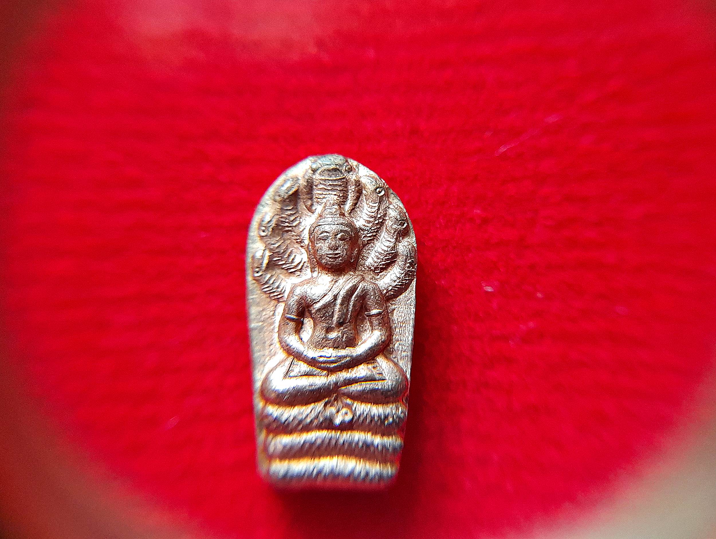 พระนาคปรก จิ๋ว (ขนาดห้อยคอ) หลังยันต์นะพรชัย(หัวใจค้าขาย) เนื้อทองแดง ปี2539 #รับประกันแท้และทัน - หลวงพ่อยงยุทธ วัดเขาไม้แดง จ.ชลบุรี