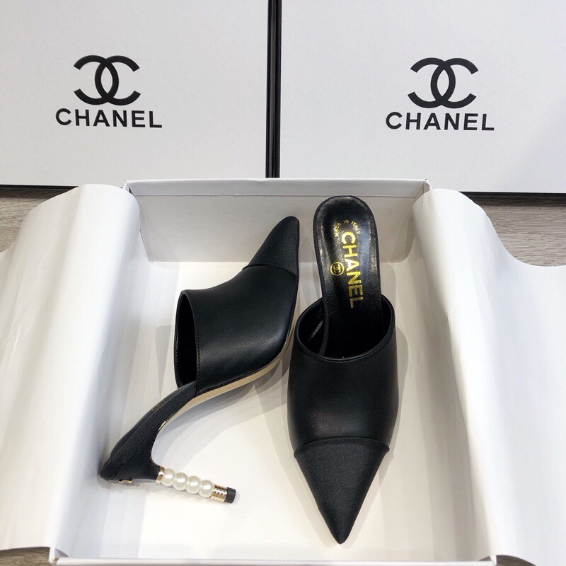 รองเท้า cn heel sandal with pearl สีขาว ครีม ดำ size 34-42