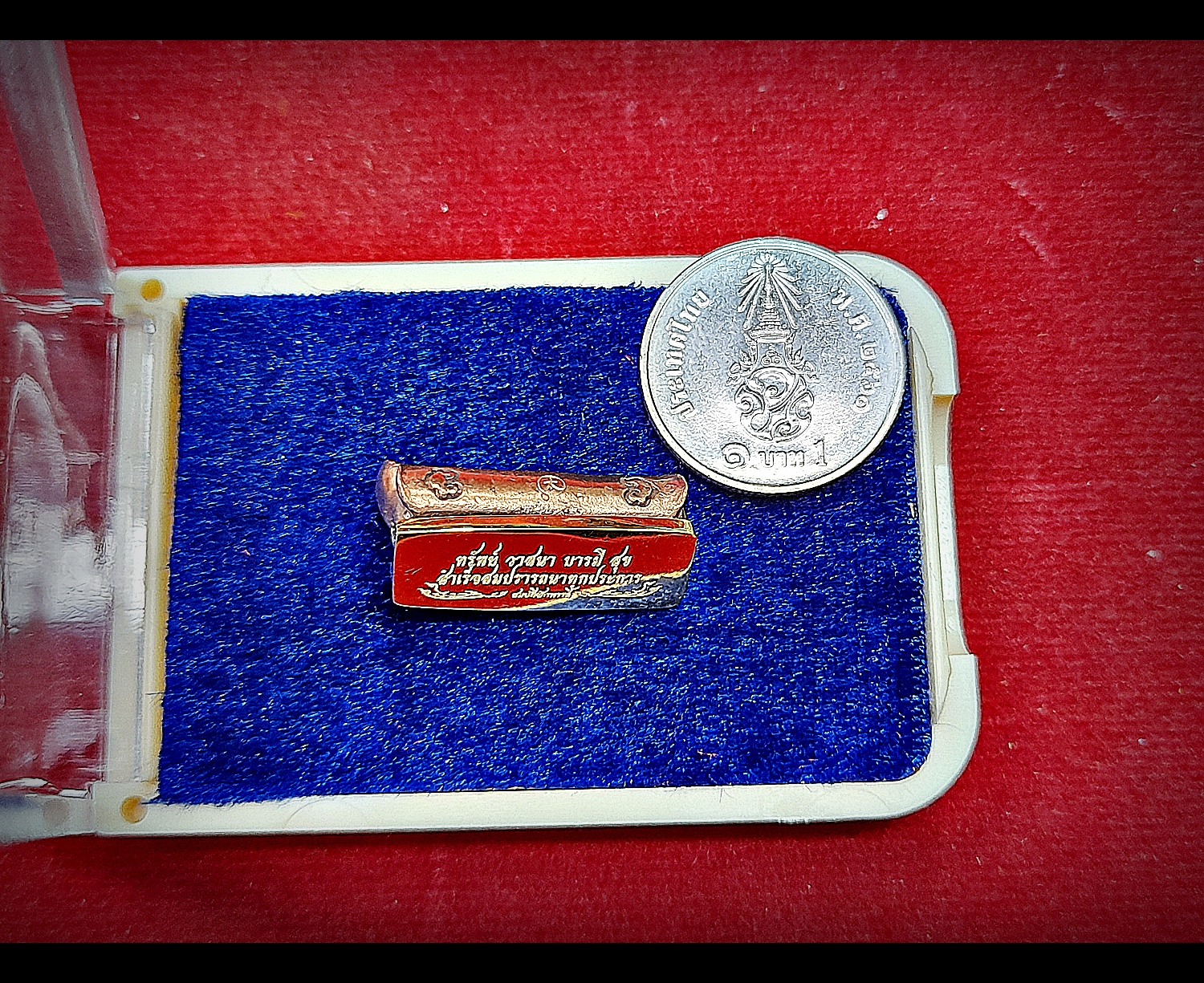 กิมปั่ง ฝั่งเพรช สวารอฟสกี้(Swarovski) เนื้อนวะ(มีส่วนผสมของทองคำ) บรรจุอุดมวลสาร ฐานทองคำแท้ รุ่น2 ปี2564