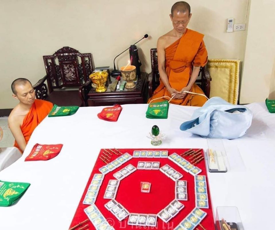 เหรียญ พระสีวลีมหากัจจายนะ หลังยันต์#เน้นลาภ#ปรับธาตุปรับฮวงจุ้ย เนื้อเงินแท้ ปี2563 #รับประกันแท้ - หลวงพ่อเล็ก วัดท่าขนุน