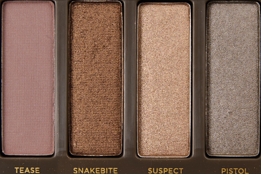 (กล่องยับ) Urban Decay Naked Palette 2 พาเลททาตา 12 สี ที่มีรีวิวเยอะที่สุด บล๊อกเกอร์และสาวๆทั่วโลกให้การยอมรับ สีสวยคลาสสิค ใช้ได้ตลอด