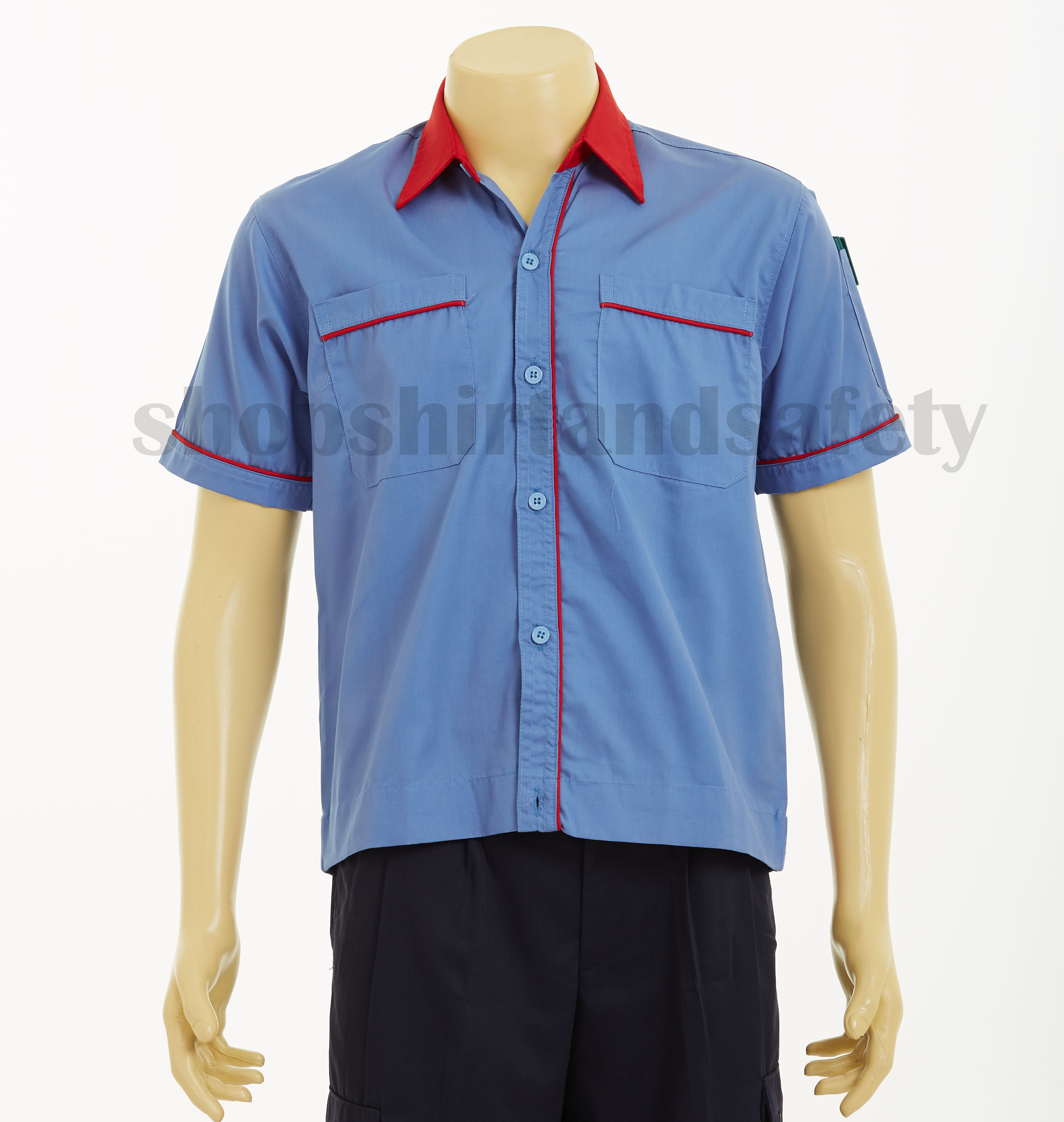 เสื้อช็อปแขนสั้นแบบฟ้ากุ้นแดง