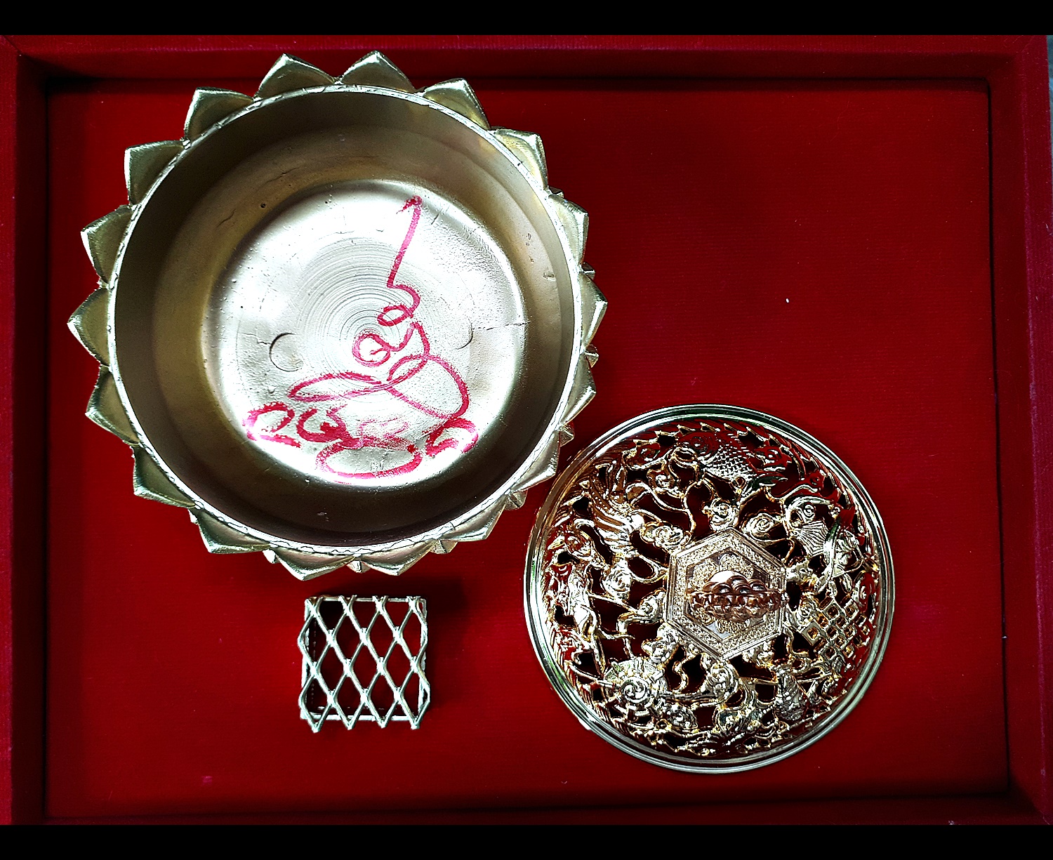 ถ้วยจุดกำยาน โถกำยาน หลวงพ่อเอก หลวงพี่เอก สำนักสงฆ์เขาธัมมสรณ์