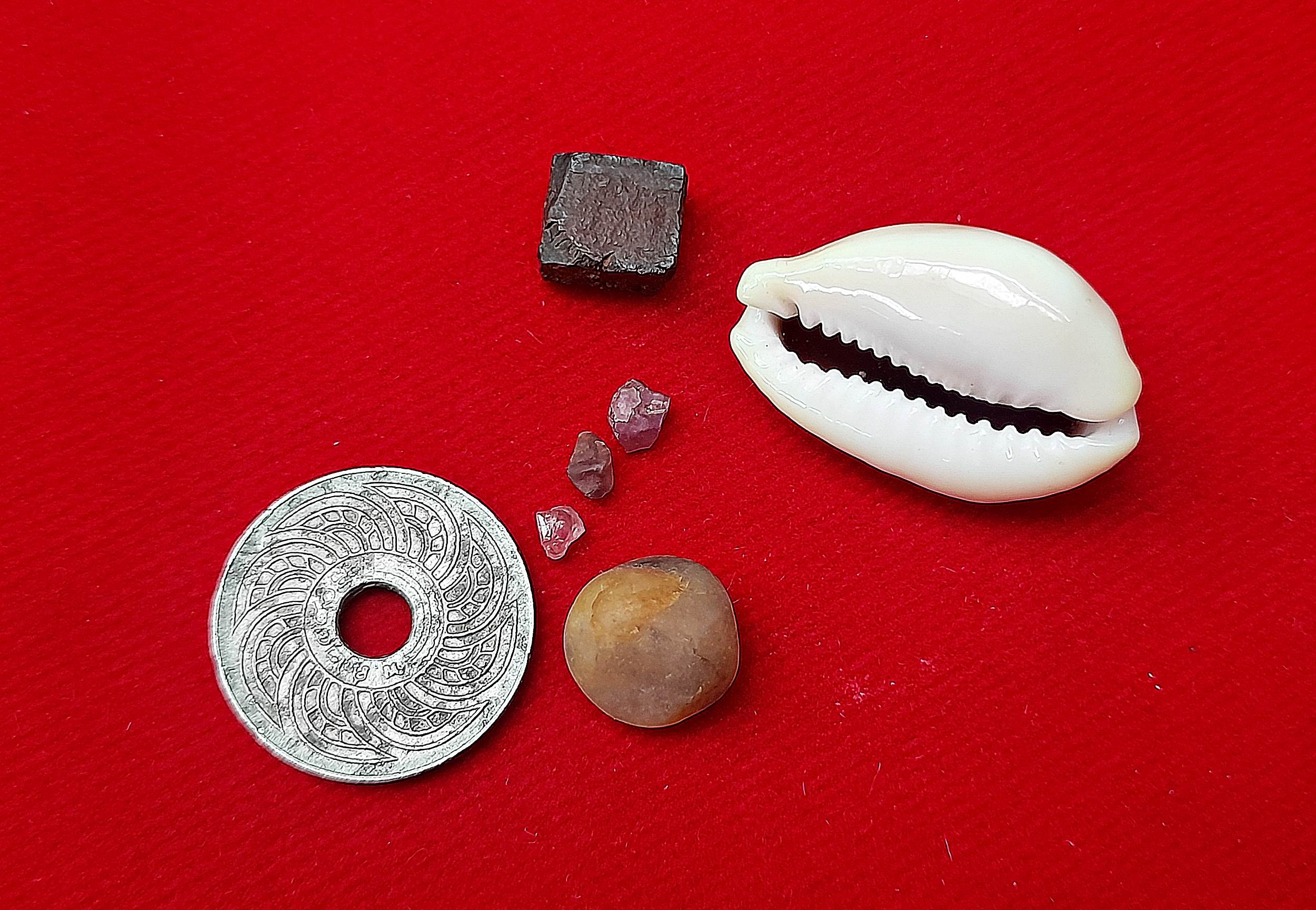 ถุง โภคทรัพย์ (เขียวเหนียวทรัพย์) ไหว้ครูวันเพ็ญ (ลอยกระทง) ปี2565 #รับประกันแท้ - พระอาจารย์มานิตย์ วัดเงินบางพรหม