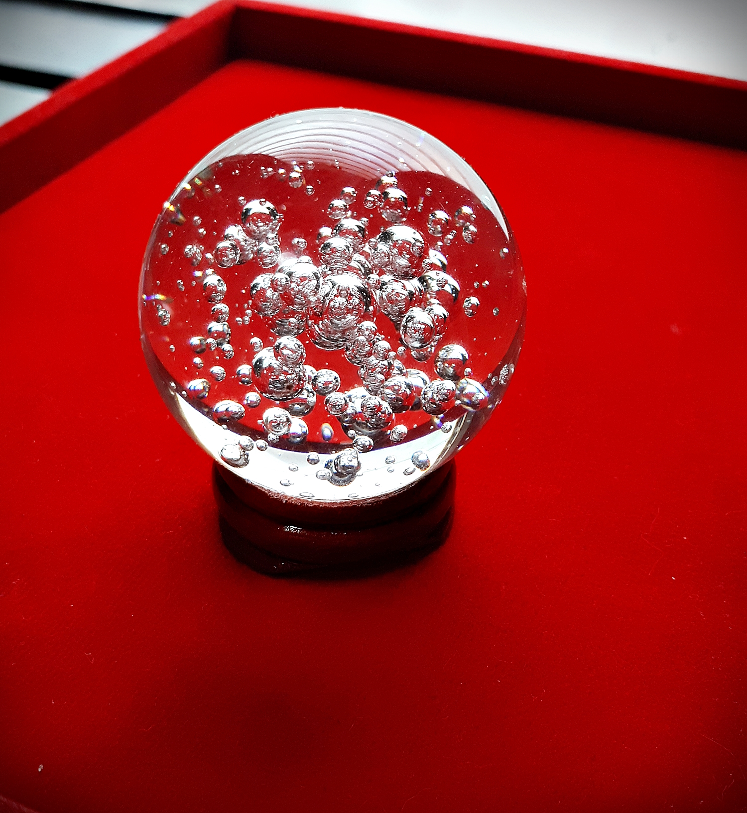 ลูกแก้ว แฟนตาซี ฟองอากาศ สีใส หลายขนาด เล็ก ใหญ่ ขนาด 5ซม 6ซม 8ซม 15ซม 20ซม พร้อมฐาน (ขายปลีก ขายส่ง)