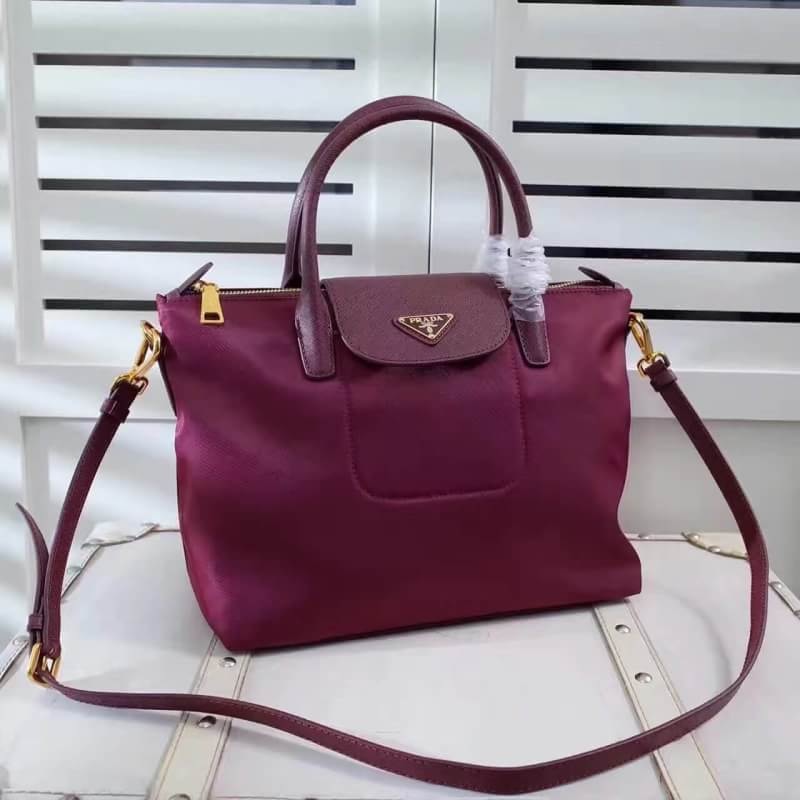 กระเป๋า pd nylon tessuto saffiano tote bag new 12" สีแดงเลือดหมู หนังอิมพอร์ท