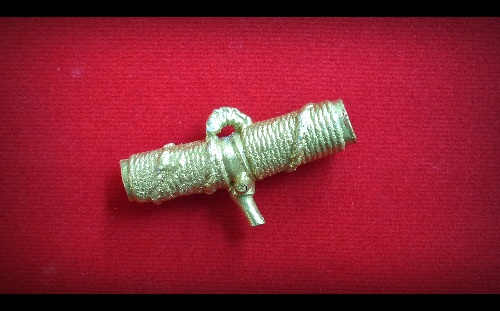 ตะกุรดไผ่แตกก่อ หลวงปู่อาด วัดบุญสัมพันธ์