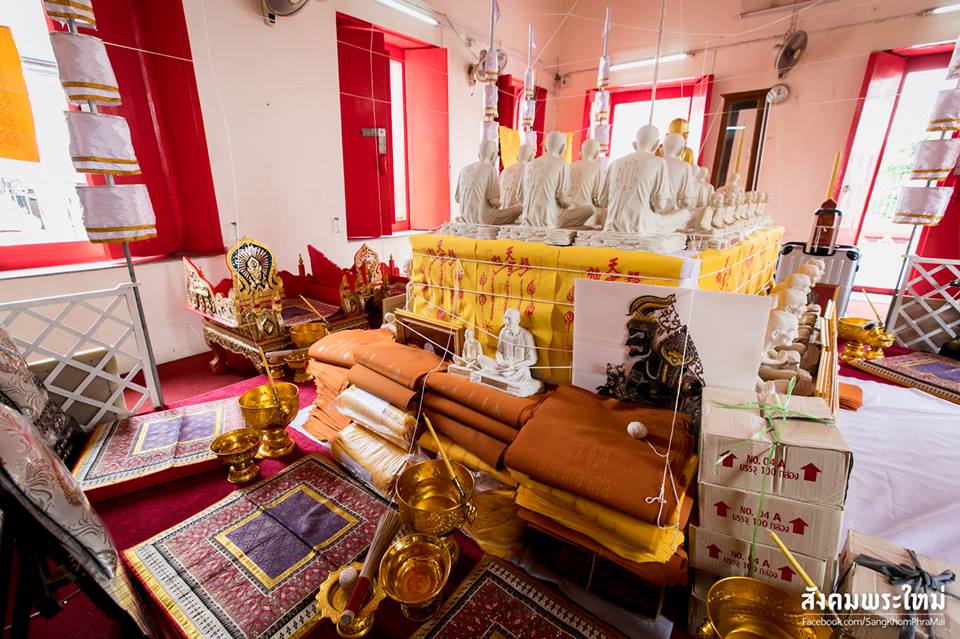 รูปหล่อ อาแปะ เซียนแปะ วัดศาลเจ้า ปี2561 (ขนาด 5/9/12 นิ้ว) เนื้อเรซิ่นสีงาช้าง