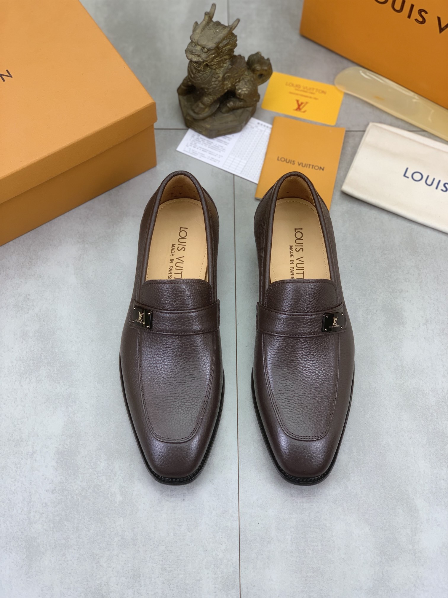 รองเท้า lv loafer ไซส์ใหญ่ 38-47