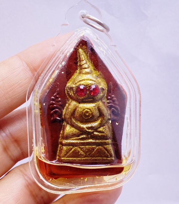 สลันเนียงละออพญางั่งตาแดง พร้อมเลี่ยมน้ำมัuSาคะ (ขนาดรวมเลี่ยม 6.5x3.5 ซ.ม) หลวงพ่อเมียน วัดจะเนียงวนาราม